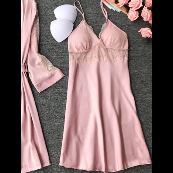 2Pc Beautifully Pink Nightgown W/Lace Under The Chest On Gown & Robe W/ Belt - Picture 2 of 5